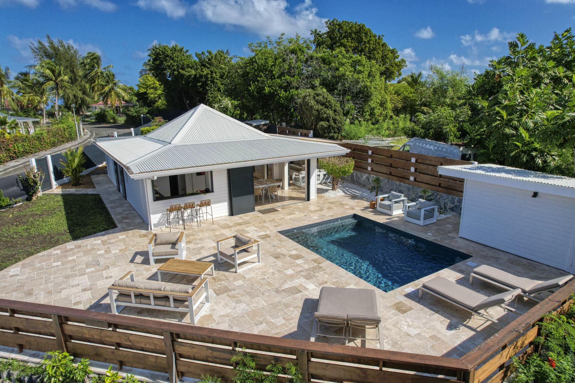 1.Location villa piscine Saint François Guadeloupe- Vue d'ensemble